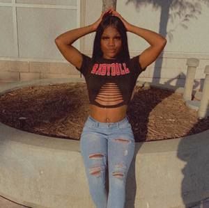 Meet your Posher, Janeir